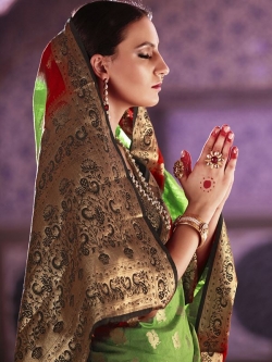 Green Silk Jacquard Traditional Sarees