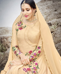 Peach Santoon Thread Embroidery Anarkali Suits