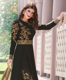 Black Faux Georgette Floral Design Salwar Suits