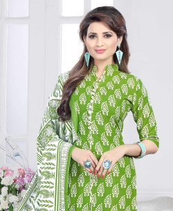 Green Cotton Printed Chudidhar Suits