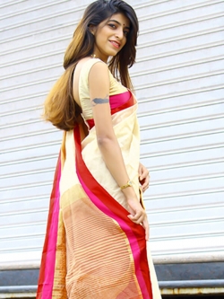 Cream Cotton Silk Printed Cotton Sarees