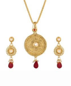 Gold And  Maroon Alloy Beads, Kundan Pendant Set